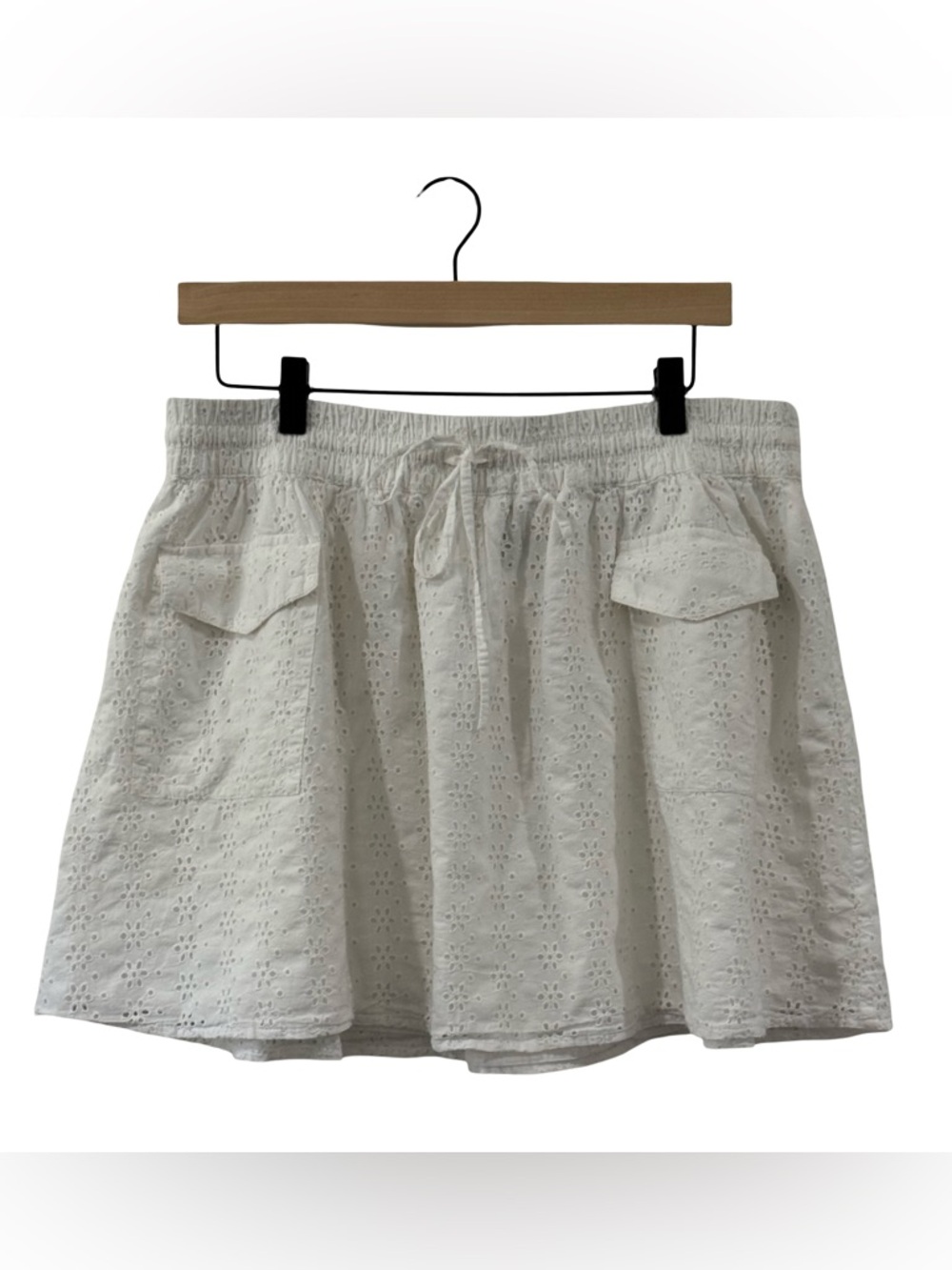 Y2K Aerie White Cotton Eyelet Mini Skirt with Pockets – Size XL